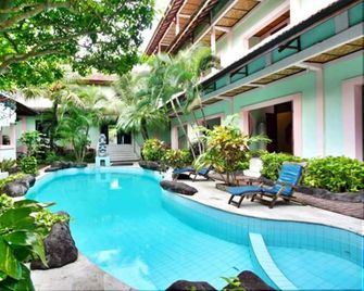 Villa Puri Royan Jimbaran - South Kuta - Pool