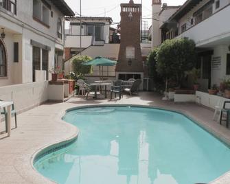 Las Dunas Hotel - Ensenada - Pool