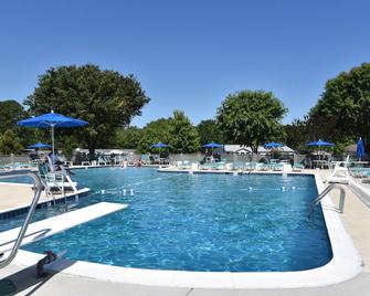 Lovely home-waterfront, beach, pools, pet friendly! - Long Neck - Piscina