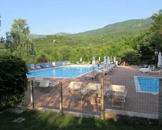 Albergo Lago Verde - Pennabilli - Pool