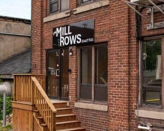 Blue Room @ The Millrows Suites - New Glasgow