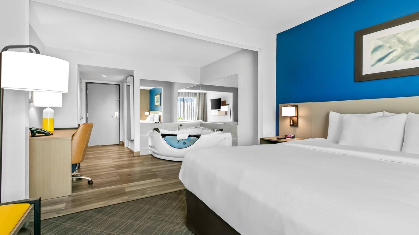 Comfort Inn and Suites Grand Blanc - Flint