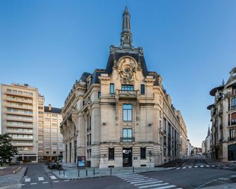 Aloft Dijon - דיז'ון - בניין