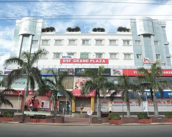 Hotel Dsf Grand Plaza - Tuticorin - Gebäude