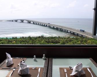 Beehive Premier - Malé - Balkon