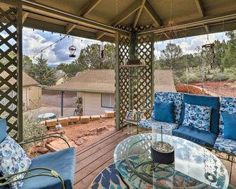 Gazebo and Fire Pit Pet-Friendly Payson Home! - Payson - Patio