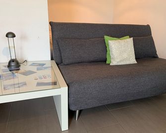 C&C Eco Studio - Givisiez - Sala de estar