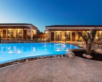 Casa Afytos - Adults Only - Afitos - Basen