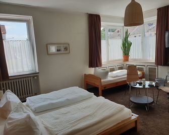 Südhotel - Paderborn - Yatak Odası