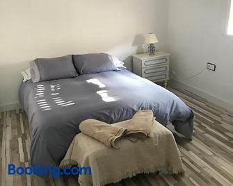 Villa pilonga - Dos Hermanas - Schlafzimmer