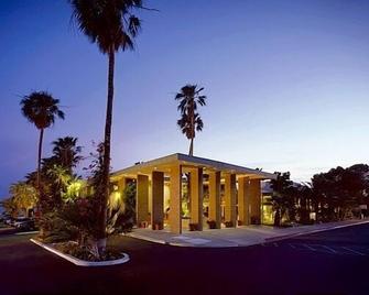 沙漠溫泉水療酒店 - 沙漠溫泉 - 沙漠溫泉 - 建築