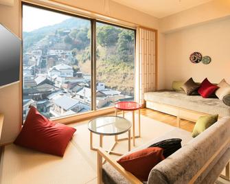 Kotohira Grand Hotel Sakuranosho - Kotohira - Bedroom