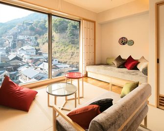 Kotohira Grand Hotel Sakuranosho - Kotohira - Slaapkamer