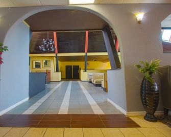 American Best Inn By OYO I-35 Perry Near Lake Mcmurtry - Perry - Restaurant