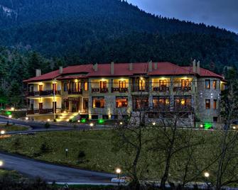 Melegos Inn Hotel - Karpenísi - Gebäude