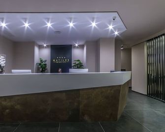 Hotel Matilde - Lifestyle Hotel - Napoli - Receptionist
