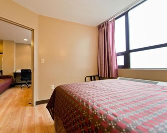 Dynasty Hotel and Suites New York LaGuardia Hotel - Queens