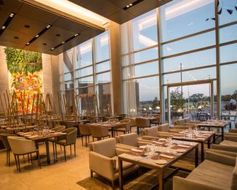 Hilton Pilar - Pilar - Restaurant