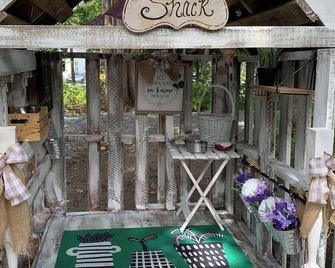 Le Shack de la Veuve, Chalet Rustique en Plein Coeur D'une Érablière - Sainte-Marie