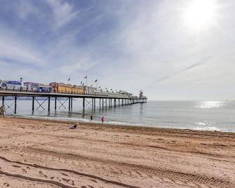 Five Way Apartments - Paignton - Beach