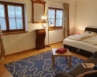 Pension und Landhaus Steirerengel - Ferien & Jagd - Simaság - Habitación
