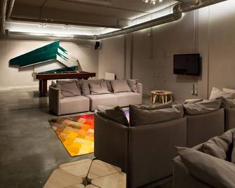The Lisbonaire Apartments - Lisbon - Living room