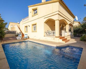 Holiday Home Sally by Interhome - Riumar - Pool