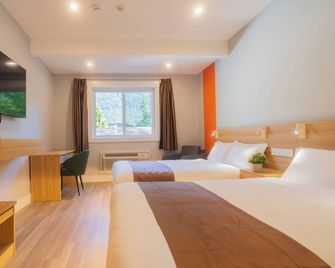 Inn Towne Motel - Hope - Habitación