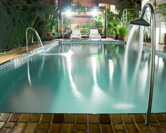 Hotel Boutique las Rosas 5 G - Medellín - Pool