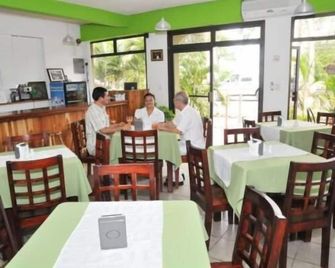 Hotel Santa Ana Liberia Airport - Liberia - Ravintola