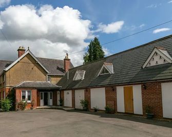 The Garden House Grittleton - Chippenham - Building