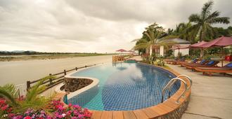Palm Spring Resort - Myitkyina - Pool