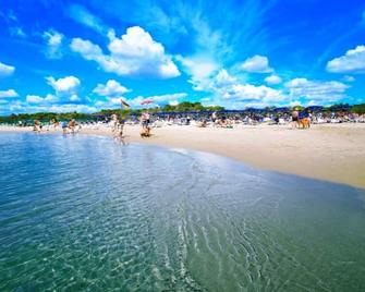 Villa Il Carrubo-Unit2 500 Per Week With 3 Bedrooms For 10 Persons - Pisticci - Strand