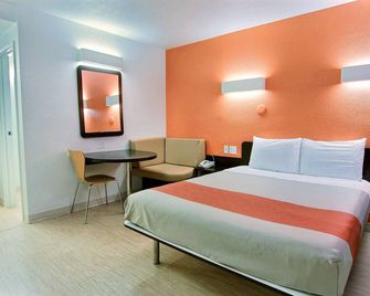 Motel 6-Corpus Christi, Tx - East - North Padre Island - Corpus Christi - Habitación