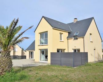 Lovely Home In Saint-Germain-Sur-Ay - Saint-Germain-sur-Ay - Bâtiment