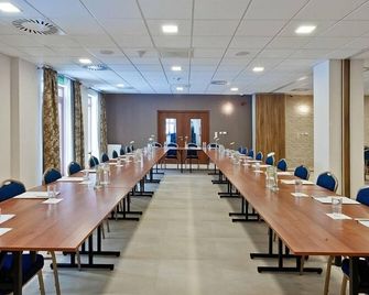 Cottonina Hotel & Mineral Spa Resort - Bad Flinsberg - Meetingraum