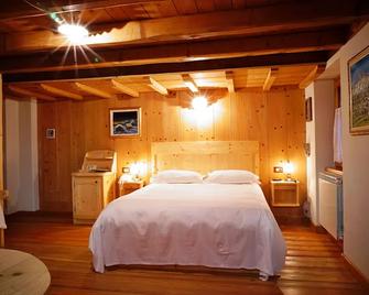 Agriturismo Ferdy - Piazzatorre - Bedroom