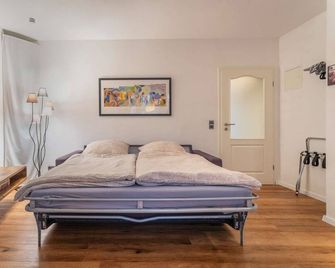 Fair And Holiday Apartment With A Perfect Location In Hannovers City Near To Maschsee! - Hannover - Habitación