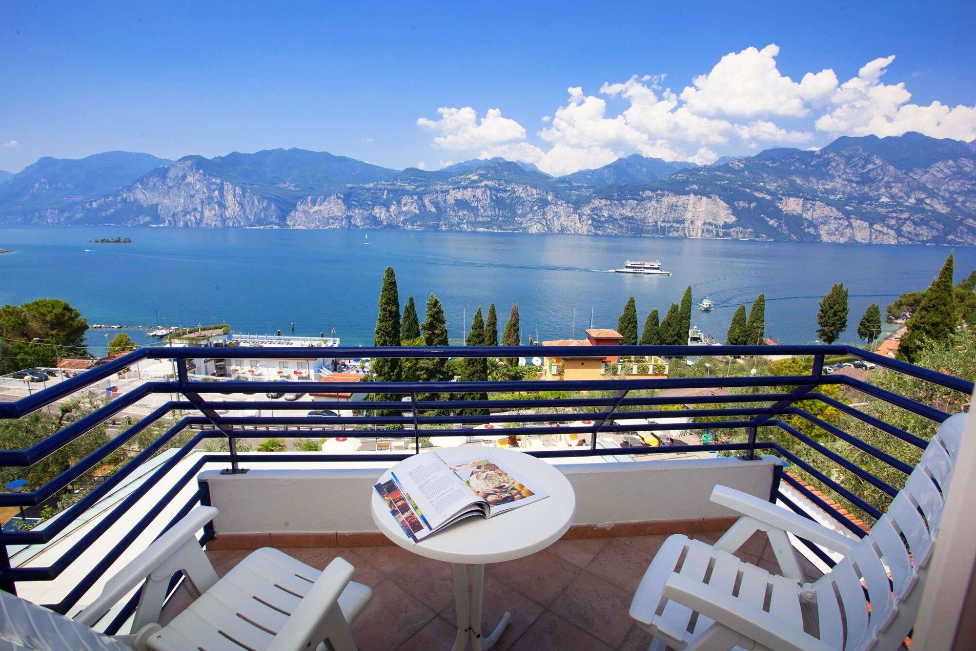 فندق كابري - مالسين - شرفة