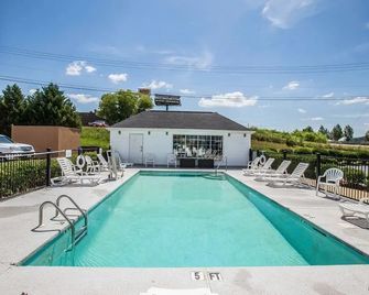 Oxford Anniston I-20 - Oxford - Pool