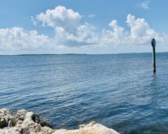 Welcome To Paradise! - Key Largo