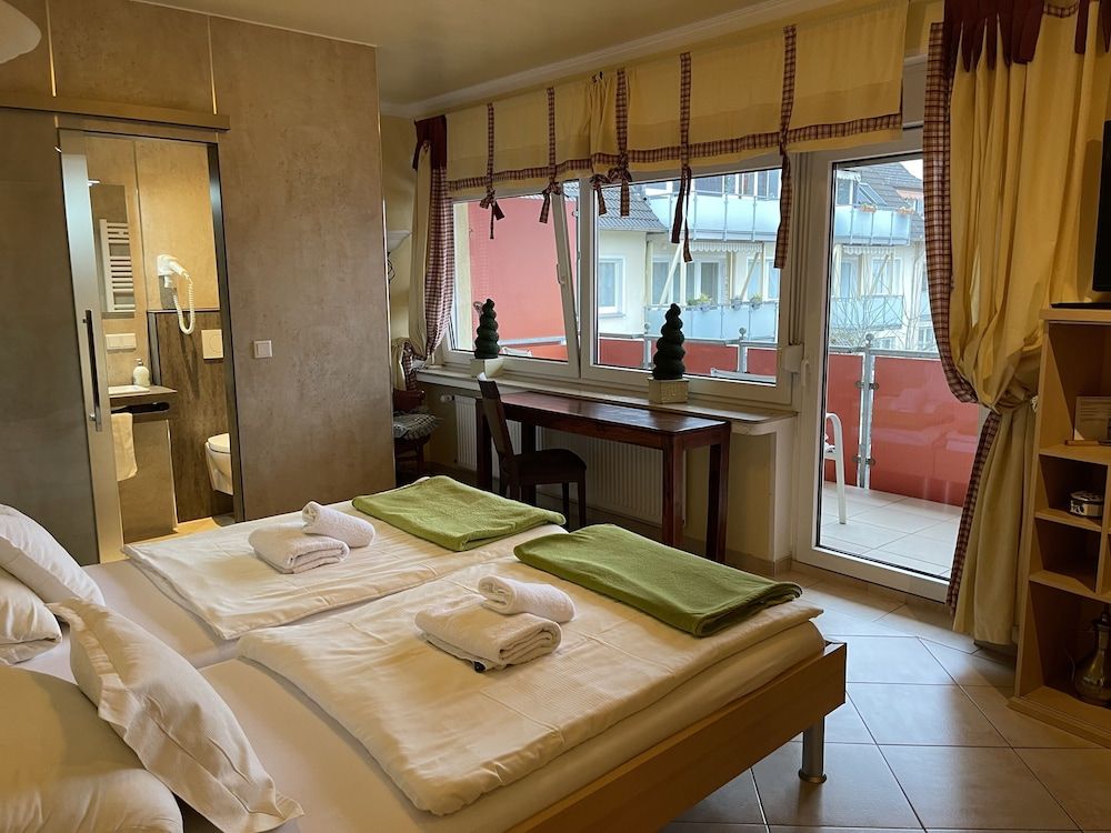 Hotel Gambrinus Arnsberg - Arnsberg - Schlafzimmer