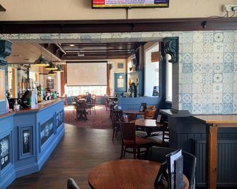 Bridge Inn by Greene King Inns - Birkenhead - Bar