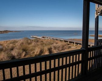 Sw 4 시즈더데이 - 침실 1개 콘도 바이 레드어닝 - 해터러스 - 발코니