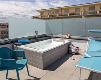 Appartamenti Le Vele - Siroli Collection - Cervia - Balcony