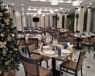 Hotel Sarmis - Deva - Restaurante