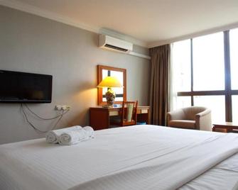Pelican Hotel - Batu Pahat - Schlafzimmer