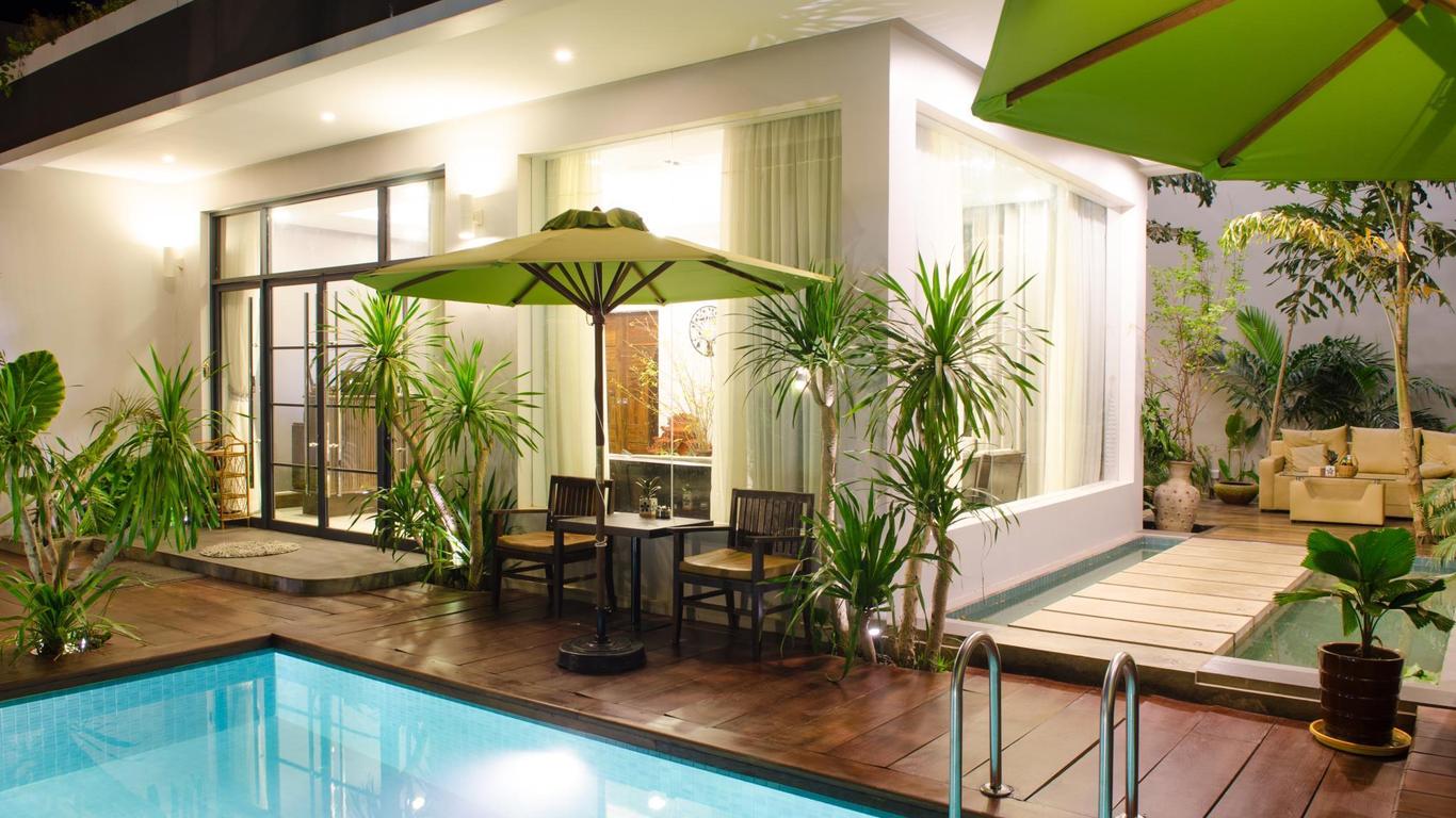 Hotel Five.S
