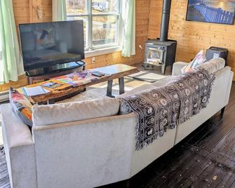 Legges Hill Loft - Twillingate - Wohnzimmer