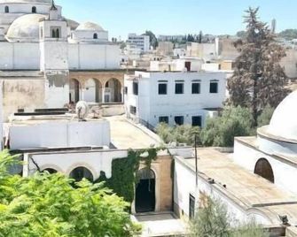 Hôtel Ayachi - Tunis - Extérieur